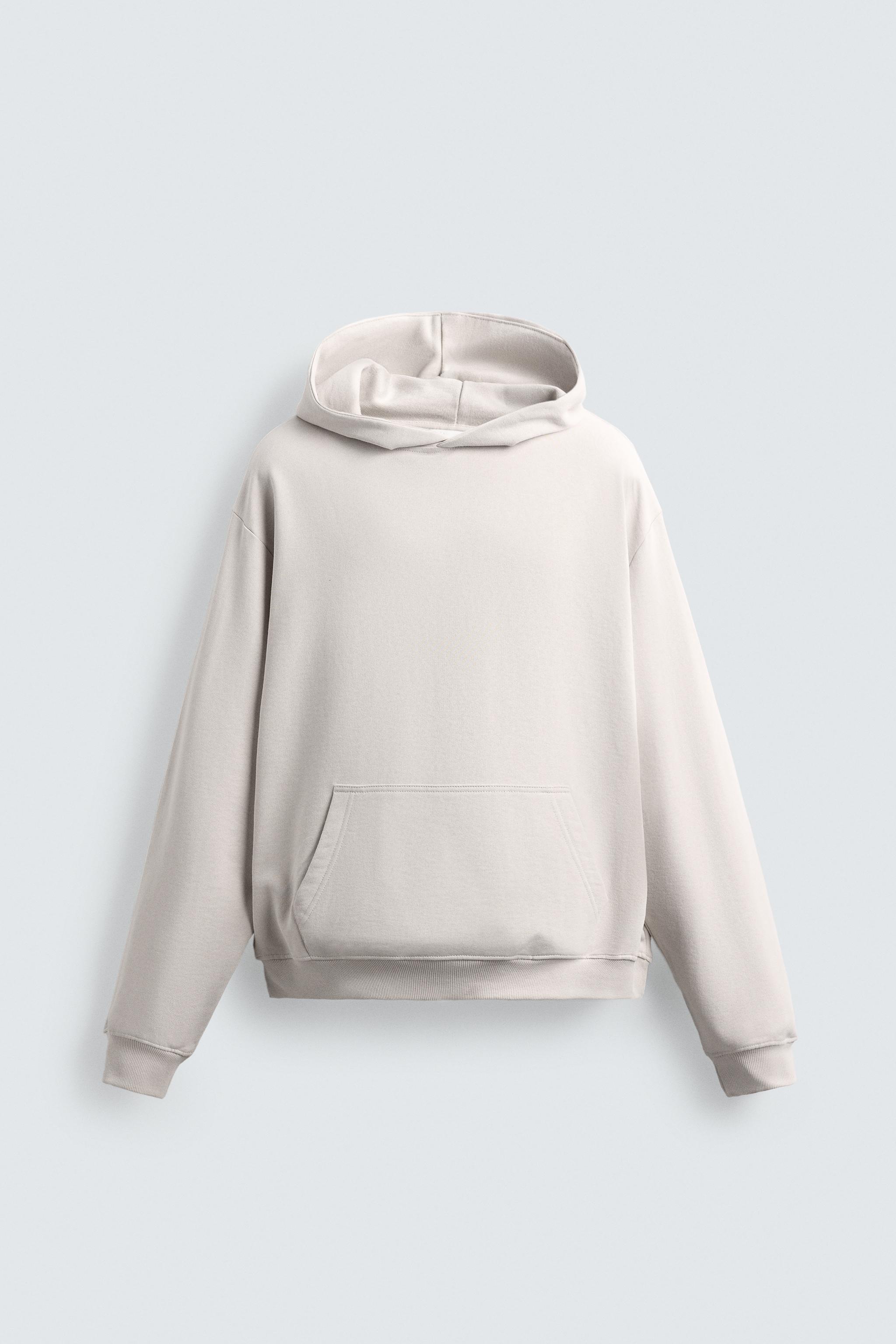 BASIC HOODIE SWEATSHIRT